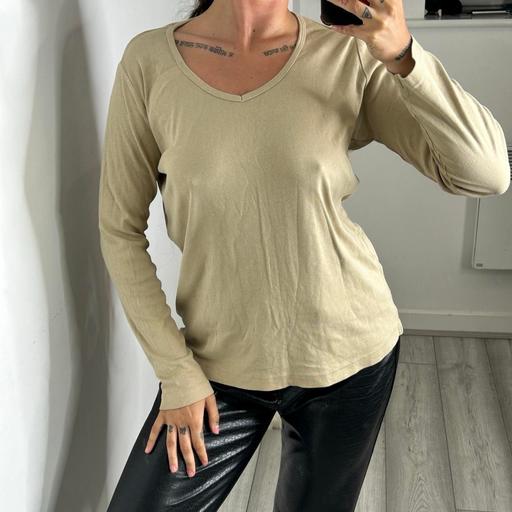 Buy & Sell West Midlands Birmingham - Photos for Beige long sleeved top size 16-18