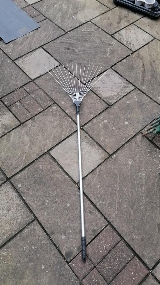 Buy & Sell Kent Dartford - Photos for leaf rake