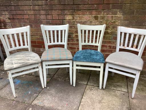 Buy & Sell East London Ratcliff - East London - Photos for 4 Same Size Strong Chairs £15 each