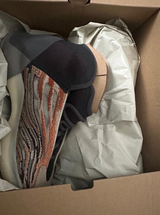 Buy & Sell South West London Norbury - South West London - Photos for adidas Yeezy QNTM Flash Orange