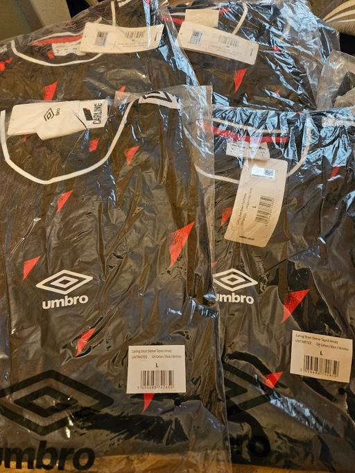 Buy & Sell West Midlands Birmingham - Photos for 6 x Umbro Carling Ltd Edition Football Shirts