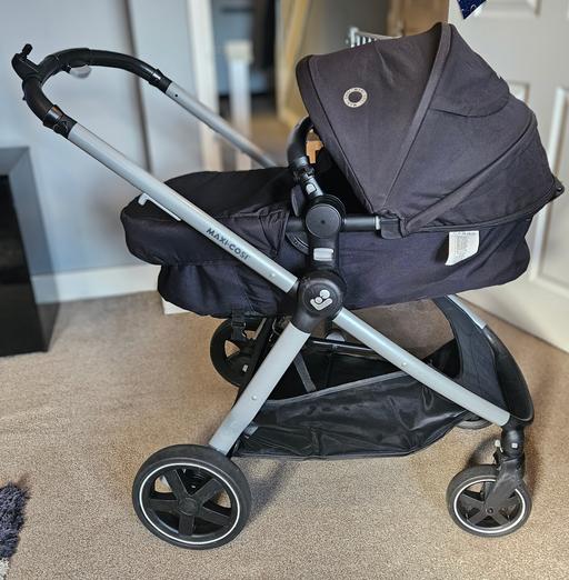 Buy & Sell Surrey Reigate and Banstead - Photos for 2in1 maxi cosi pushchair