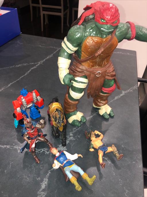 Buy & Sell North West London Burroughs, The - North West London - Photos for Six Action toys for kids