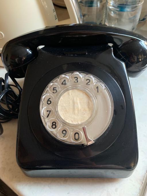 Buy & Sell East London Redbridge - Photos for Old style black dial telephone (working)