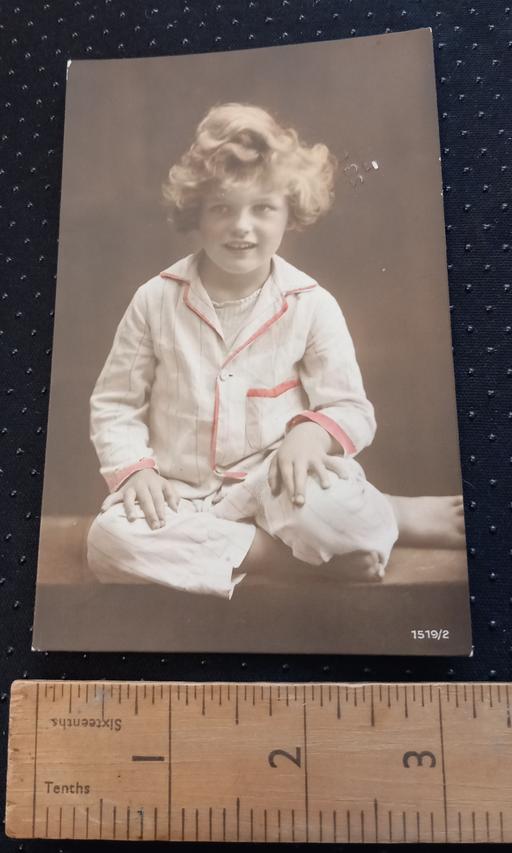 Buy & Sell Merseyside Saint Helens - Photos for Antique 1921 little girl photo postcard