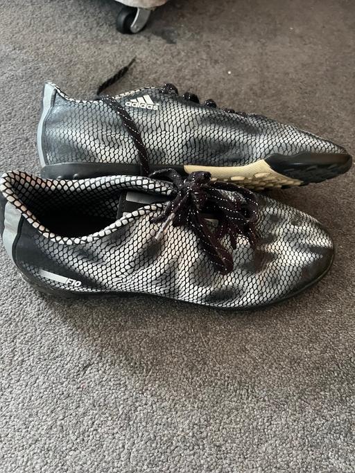 Buy & Sell Surrey Elmbridge - Photos for Adidas Astro turf football shoes size 4