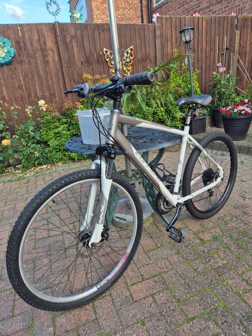 Buy & Sell West Midlands Birmingham - Photos for NEW. Carrera CF 3, 24 Spd, Hydro Disc Brakes