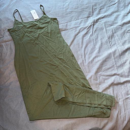 Buy & Sell Warwickshire North Warwickshire - Photos for New look khaki green bodycon dress