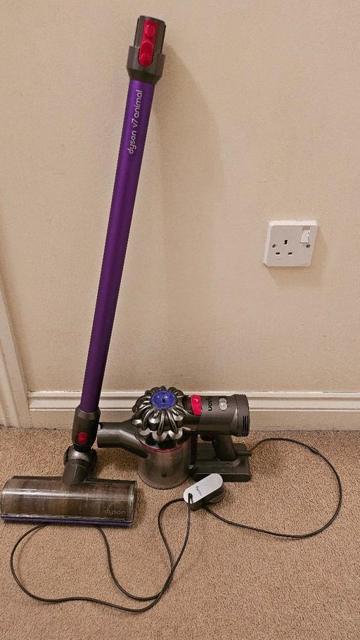 Buy & Sell South East London Thamesmead - South East London - Photos for Dyson v7 Animal plus accessories