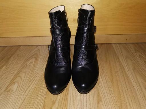 Buy & Sell North West London Harrow - Photos for Sidonie Larizzi Womens Ladies Leather Boots 7