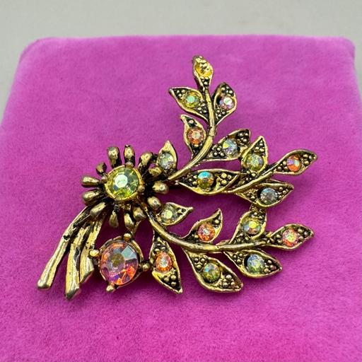 Buy & Sell West Midlands Birmingham - Photos for Pretty Floral Brooch