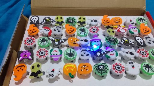 Buy & Sell East London Upton Park - East London - Photos for box of 50 led rings halloween style fun