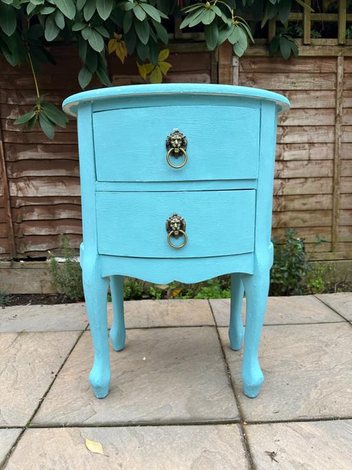 Buy & Sell Surrey Spelthorne - Photos for French Antique Style Oval Bedside Table