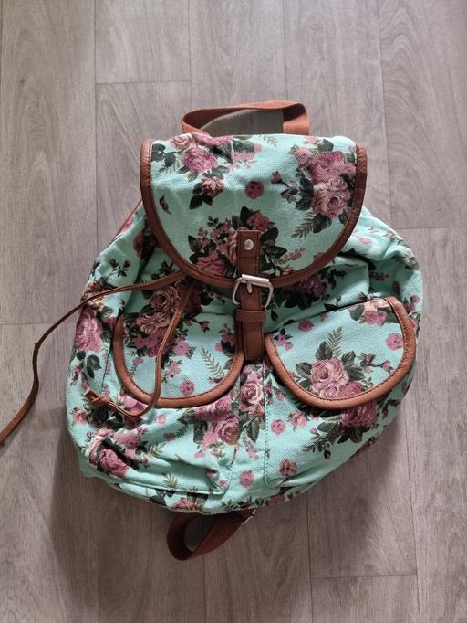 Buy & Sell Kent Thanet - Photos for Backpack style bag with pretty flower design