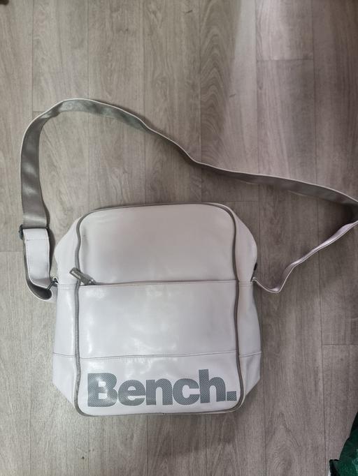 Buy & Sell Kent Thanet - Photos for Bench shoulder bag