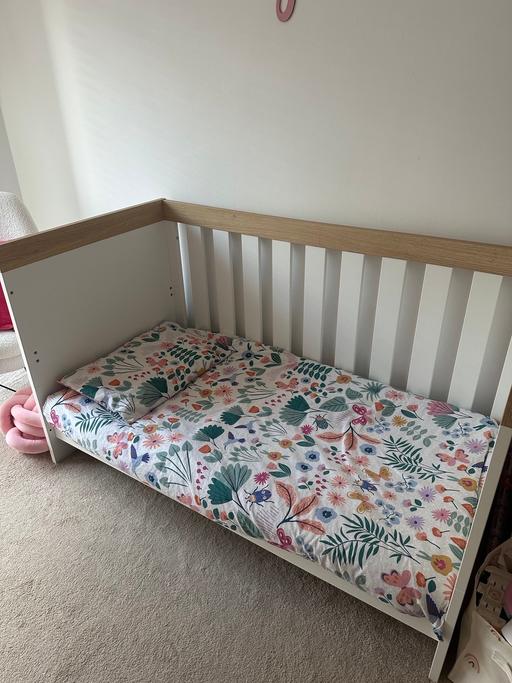 Buy & Sell Central London St Luke`s - Central London - Photos for Baby cot bed