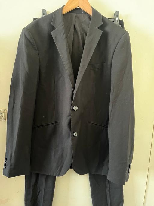 Buy & Sell South West London Norbury - South West London - Photos for Men’s Suit jacket is 40s/ trousers 30R black