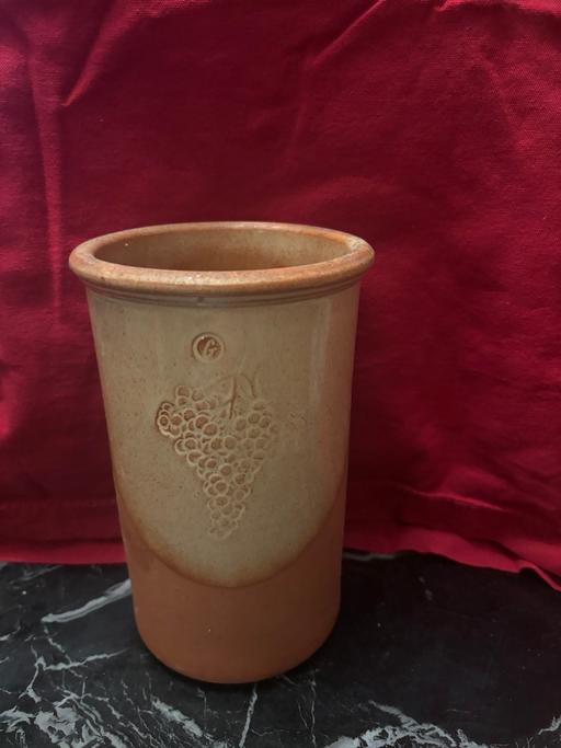 Buy & Sell Kent Maidstone - Photos for Vintage terra-cotta/ceramic wine cooler