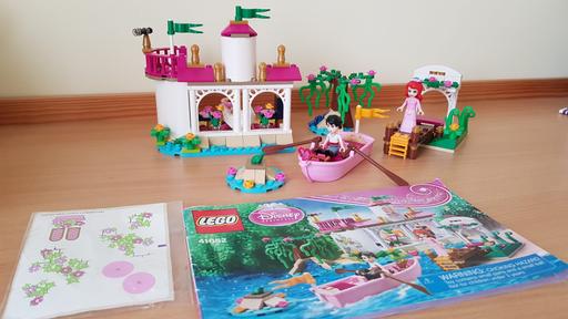 Buy & Sell West Yorkshire Leeds - Photos for Lego Disney Ariel's Magical Kiss set 41052