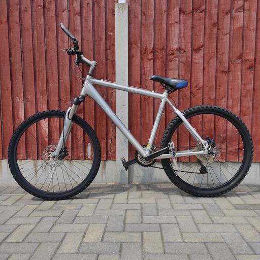 Buy & Sell East London Loxford - East London - Photos for Treck Lightweight Mens Silver Bike Bicycle