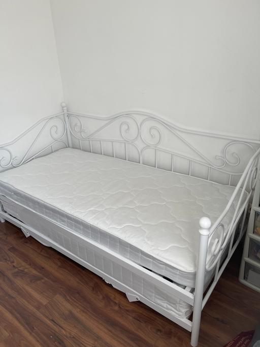 Buy & Sell Greater Manchester Stockport - Photos for Daybed - With Trundle