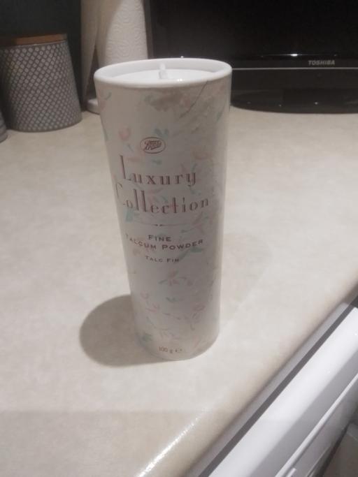 Buy & Sell Aldridge Walsall - Photos for BRAND NEW BOOTS LUXURY COLLECTION TALCPOWDER