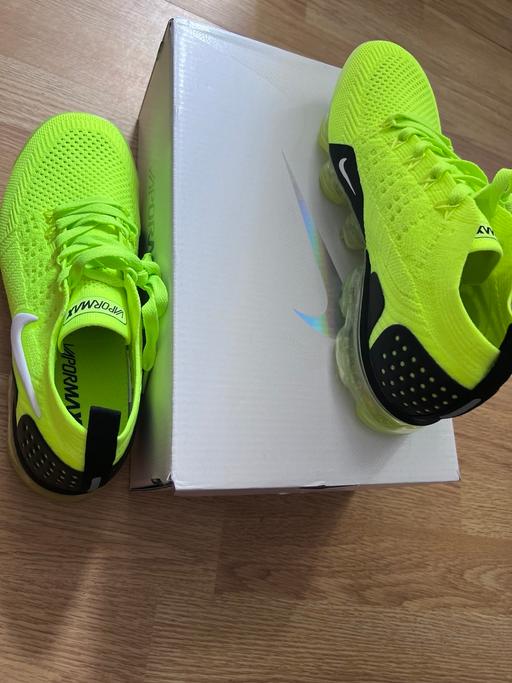 Buy & Sell Lancashire Preston - Photos for Nike Air Vapormax flyknit UK9