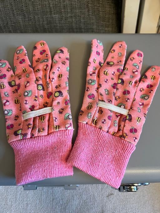 Buy & Sell Tyne and Wear Sunderland - Photos for Girls Gardening Gloves ( New )