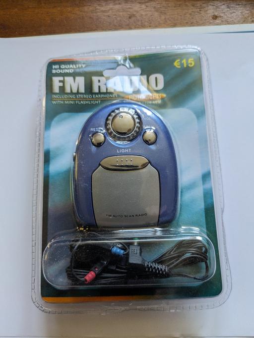 Buy & Sell Wiltshire Swindon - Photos for New Pocket Radio+Flashlight+Headphones.