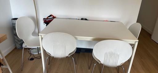 Buy & Sell North London De Beauvoir Town - North London - Photos for IKEA Dining Table & 4 chairs