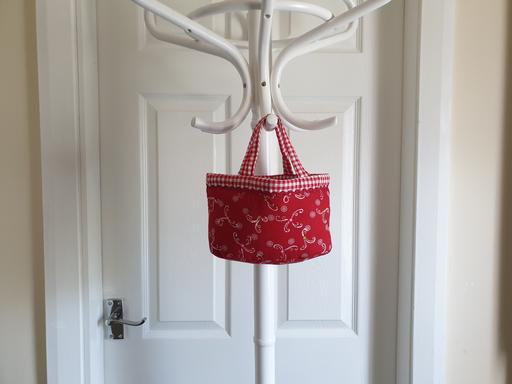 Buy & Sell Lancashire Pendle - Photos for Handbag Red White Colour