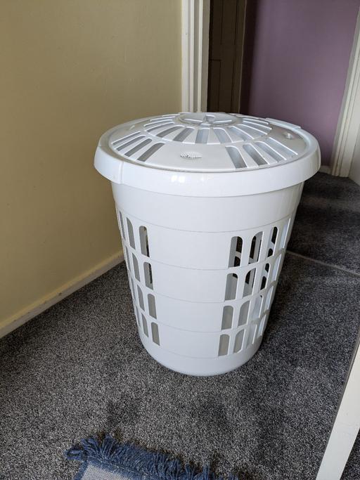 Buy & Sell East Sussex Rother - Photos for Large Laundry Basket