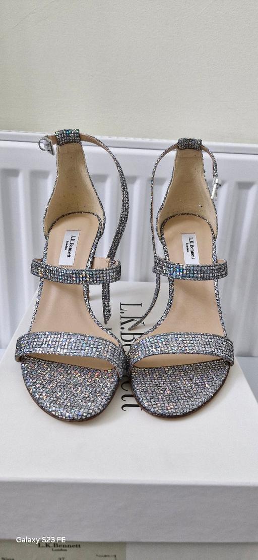 Buy & Sell Flintshire - Wales Nercwys - Flintshire - Photos for New L K Bennett Women's Metallic Sandals UK5