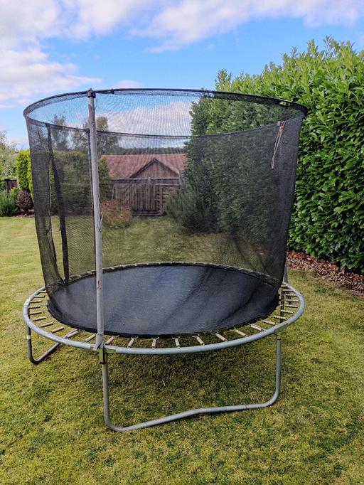 Buy & Sell Buckinghamshire Chalfont Saint Giles - HP8 - Photos for PLUM 8FT TRAMPOLINE