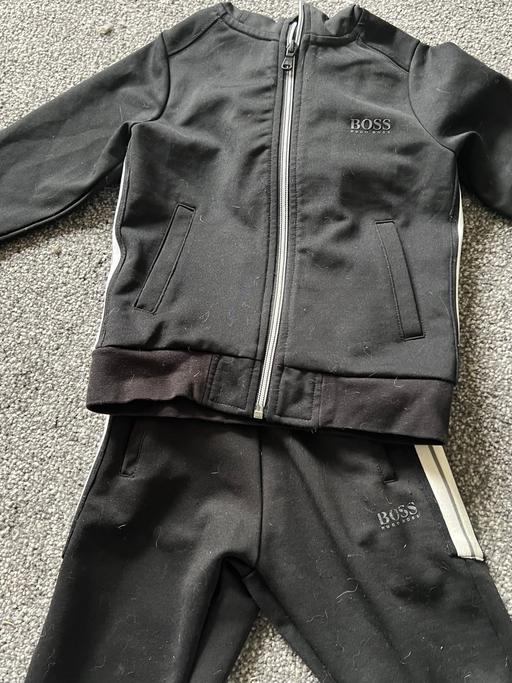 Buy & Sell Lancashire Blackburn with Darwen - Photos for Boys Hugo Boss Tracksuit