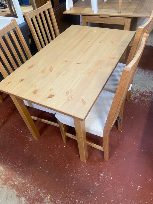 Buy & Sell Warwickshire Warwick - Photos for Dining Table - Oak Stain dining 4 chairs