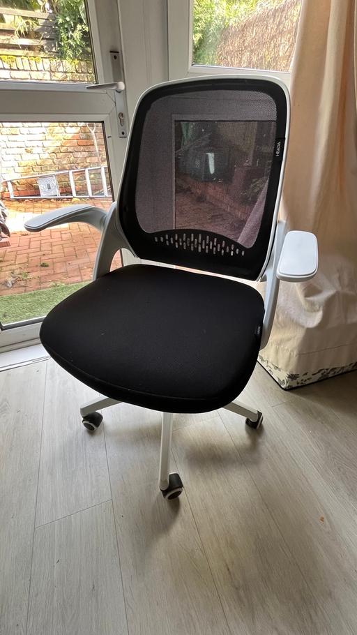 Buy & Sell North London Highbury - North London - Photos for HBDADa desk chair