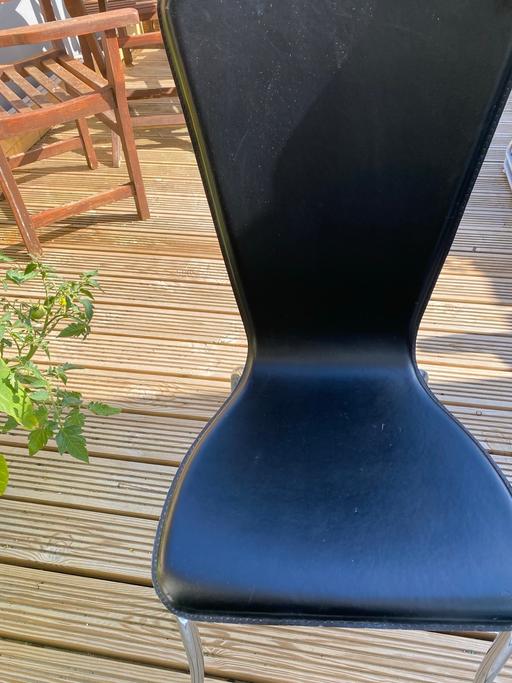 Buy & Sell South East London Elmers End - South East London - Photos for Black leather dining chair