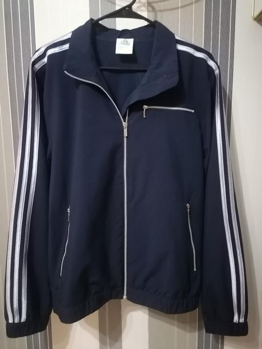 Buy & Sell East London Plaistow - East London - Photos for Adidas zipped sports top