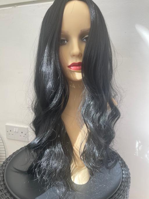 Buy & Sell Merseyside Wirral - Photos for Brand new Haircube wig long wavy black #87