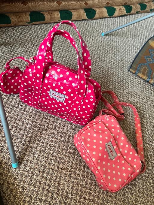 Buy & Sell Flintshire - Wales Ewloe - Flintshire - Photos for 2 Cath Kidston girls bags