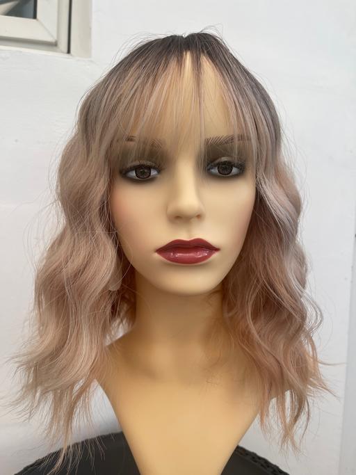 Buy & Sell Merseyside Wirral - Photos for Brand new Wokestar wig blonde wavy #100