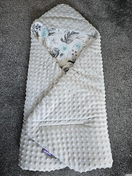 Buy & Sell West Midlands Solihull - Photos for Car seat blanket with a hood for babies 90cm