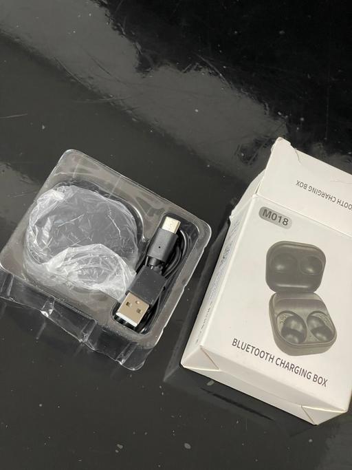 Buy & Sell West Midlands Birmingham - Photos for Bluetooth charging box