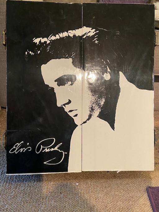 Buy & Sell Bristol Bristol City Centre - Bristol - Photos for Elvis Dart Board and Elvis Darts Cabinet