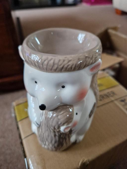 Buy & Sell North West London Harrow - Photos for NEW Brown Hedgehog ceramic oil burner