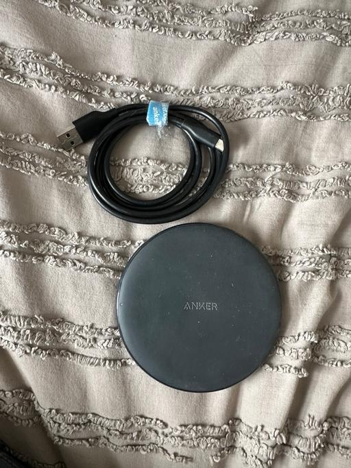 Buy & Sell Cheshire East Alsager - Cheshire East - Photos for Anker PowerWave Qi Wireless Charging Pad