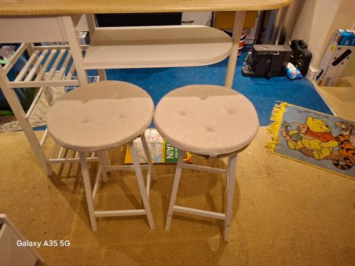 Buy & Sell West Northamptonshire Far Cotton - West Northamptonshire - Photos for Table and chairs