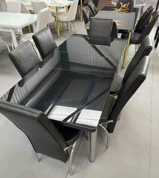 Buy & Sell Brent East Lane Business Park - Brent - Photos for Extendable Turkish Dining table With Chairs