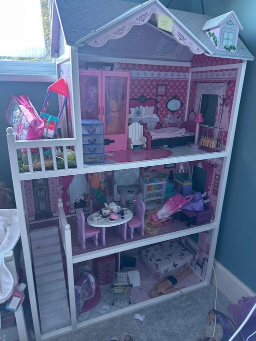 Buy & Sell Essex Brentwood - Photos for Dolls dream house